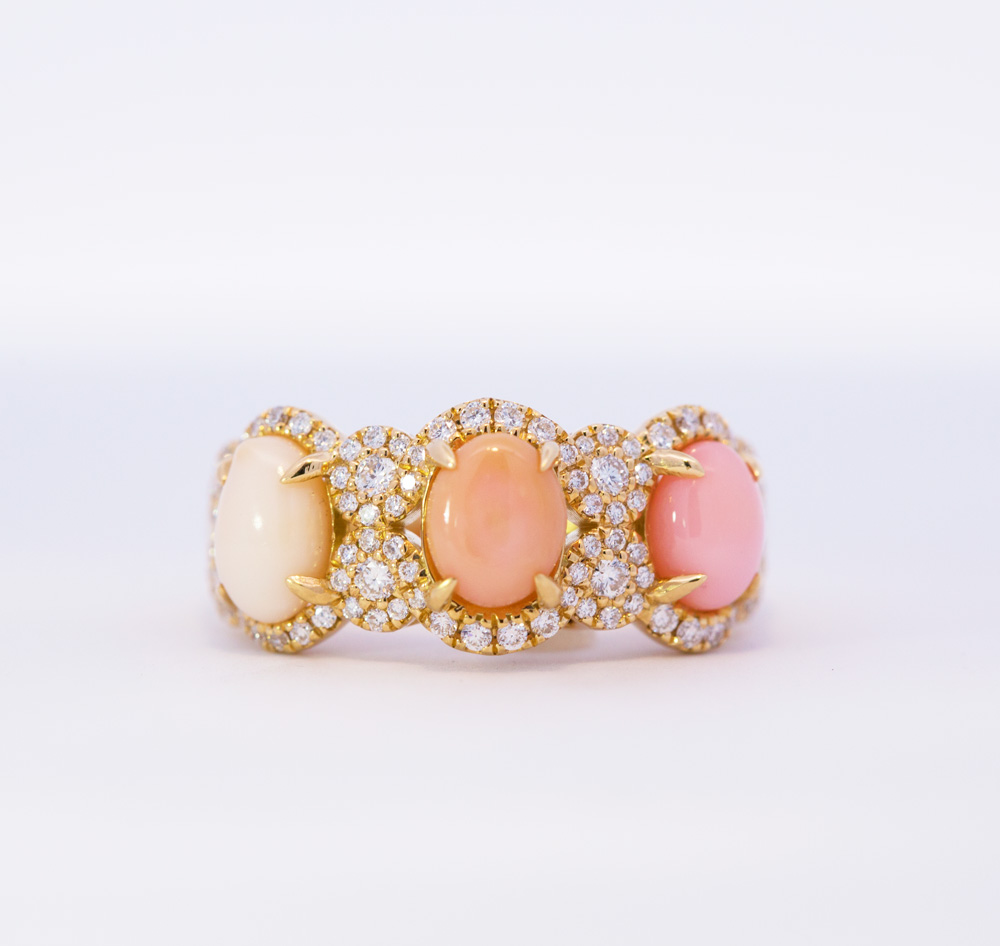 Multi color conch pearl and diamond halo ring